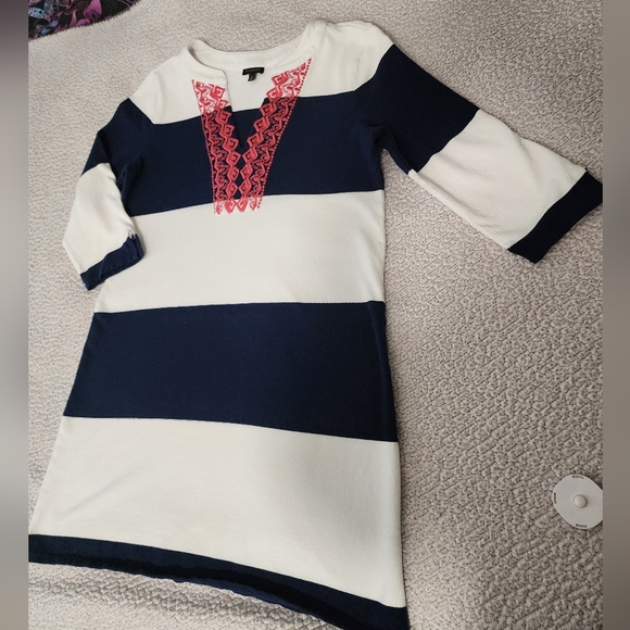 Talbolts Beautiful Preppy Striped V Neck Dress - Picture 8 of 16